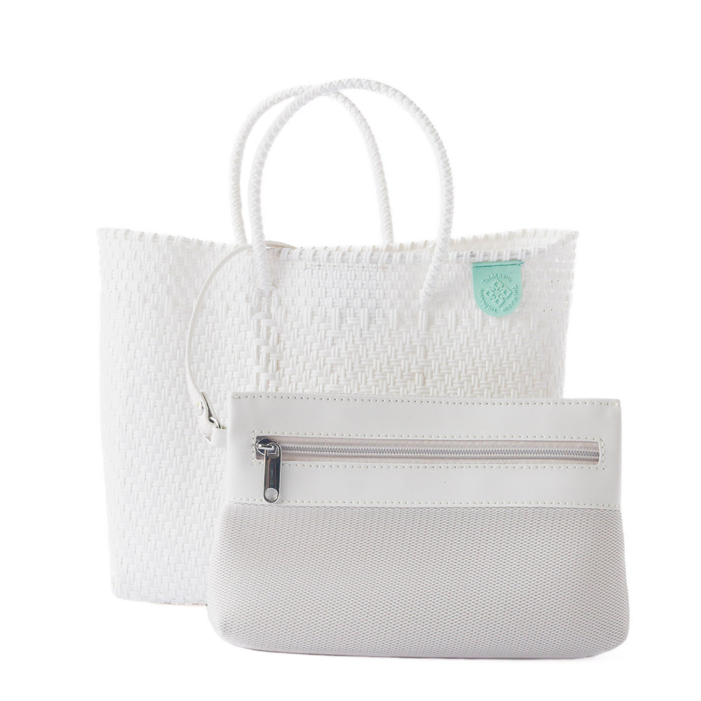 Paloma medium woven crossbody bag in white with detachable mesh pouch— handmade from recycled plastic in Mexico by Tin Marin