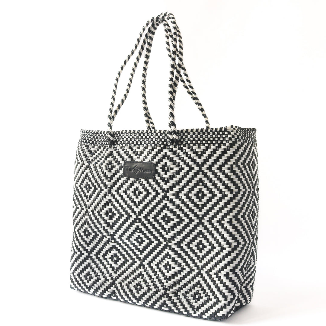 Greca Woven Tote with detachable nylon pouch - black & white beach tote - Tin Marin Brand - Cute beach totes - beach bags - woven bags - waterproof bags